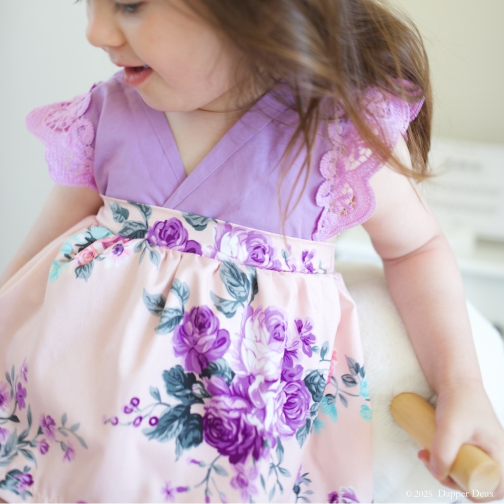 Sleeveless V-neck Floral Dress/Romper